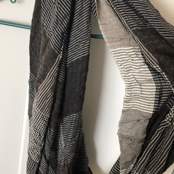 Infinity Scarf - Picture 2 of 2